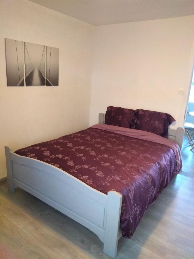 Joy Lotus 105 Apartment เดอฮาน ภายนอก รูปภาพ